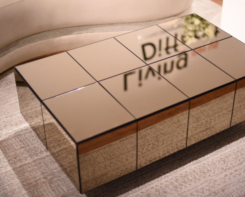 ban-nuoc-adora-chu-nhat-2