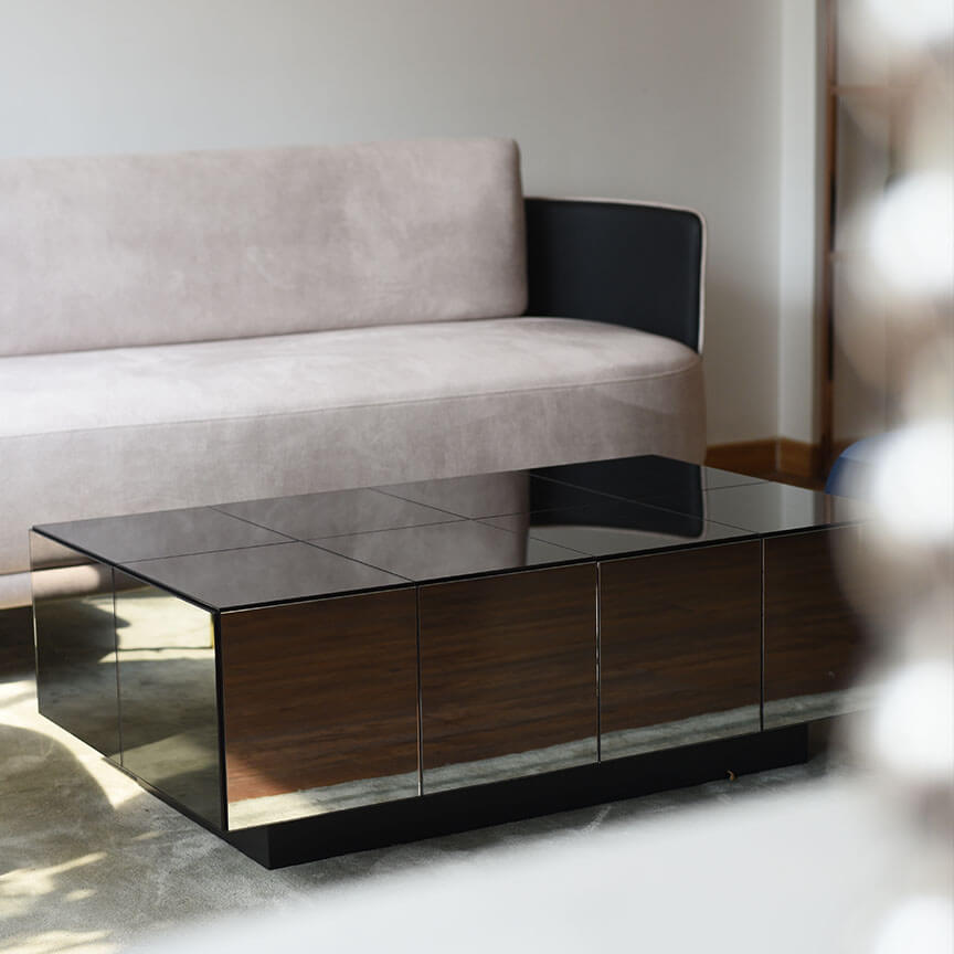 Bàn nước Adora vuông