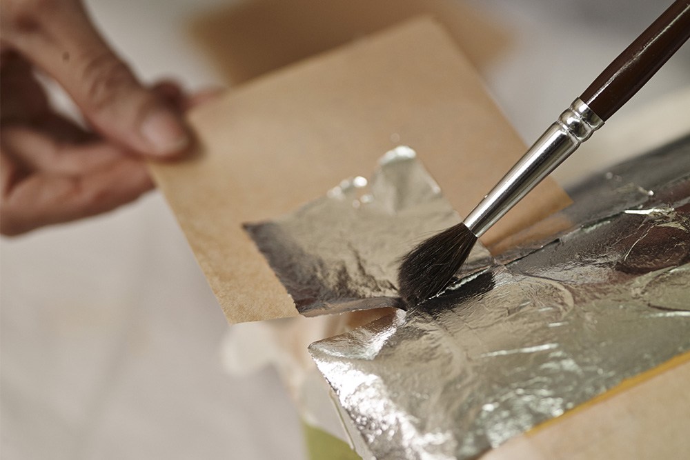 Sản Phẩm Sơn Mài Thủ Công Việt Nam: Độc Đáo Trong Mỗi Đường Vân, Tinh Hoa Trong Mỗi Sản Phẩm