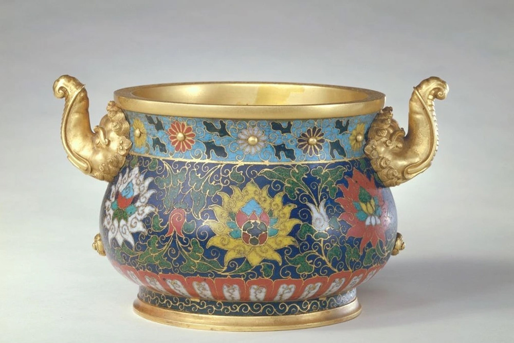 Pháp lam Nhật - Di sản văn hóa trăm năm tại xứ sở hoa anh đào