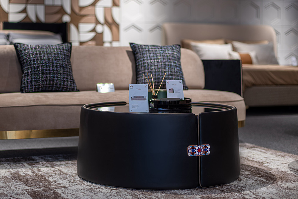 Pháp Lam Trên Thế Giới: Hành Trình Nghìn Năm Của Nghệ Thuật Tráng Men Kim Loại