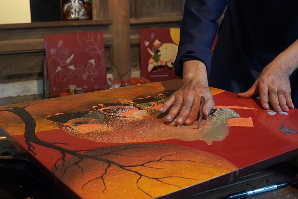 Sản Phẩm Sơn Mài Trong Nội Thất: Giá Trị Truyền Thống Ứng Dụng Trong Không Gian Sống Hiện Đại