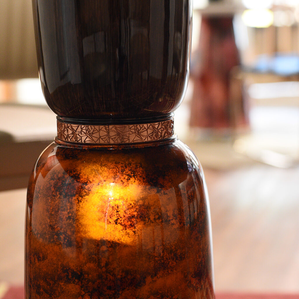 Sản Phẩm Sơn Mài Trong Nội Thất: Khi Vật Liệu Truyền Thống Gặp Thiết Kế Đương Đại